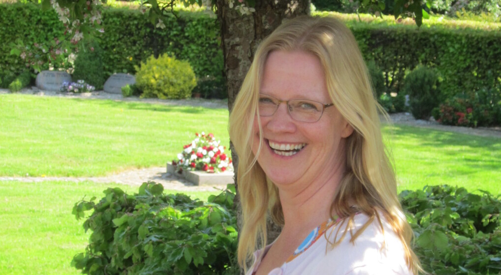 Helle Domino Asmussen